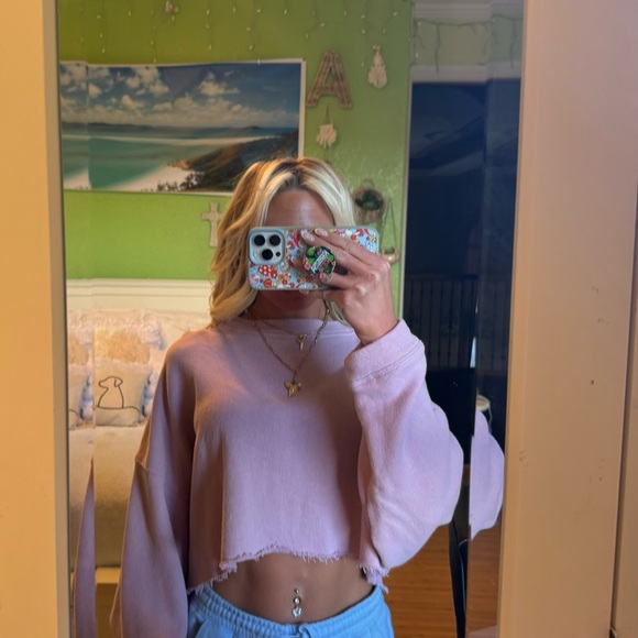 Pink Sweater - Picture 2 of 4
